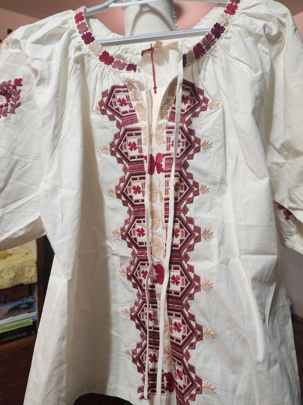 Solitaire Blouse with Burgundy and Tan Embroidery Sz Med NWT